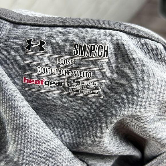 Under Armour Men's Tech V-Neck T-Shirt Steel Smalll gray - Picture 9 of 9